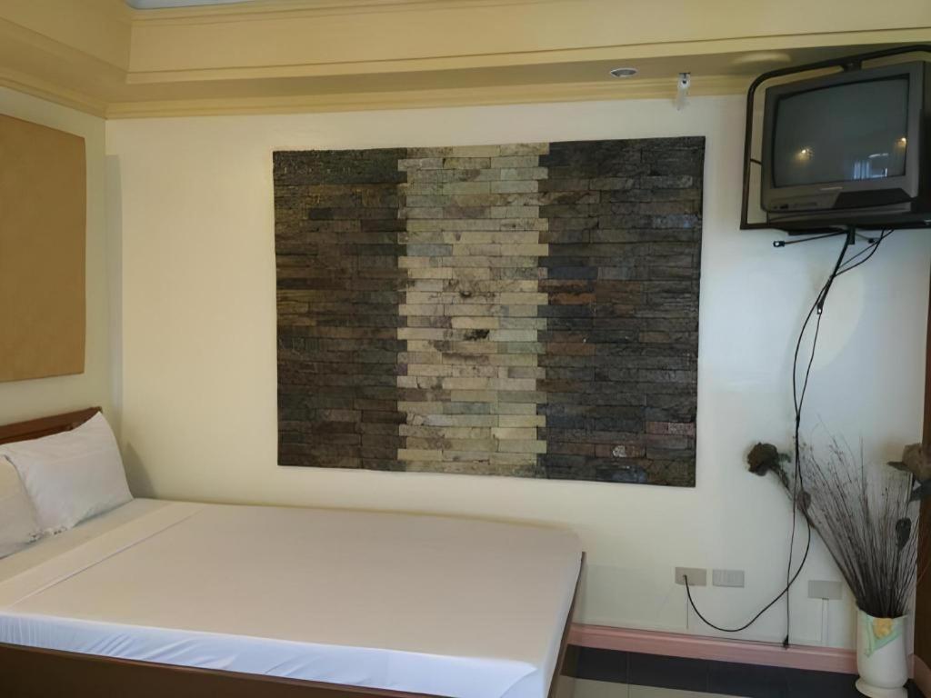 La Esperanza Hotel Kalibo Bagian luar foto