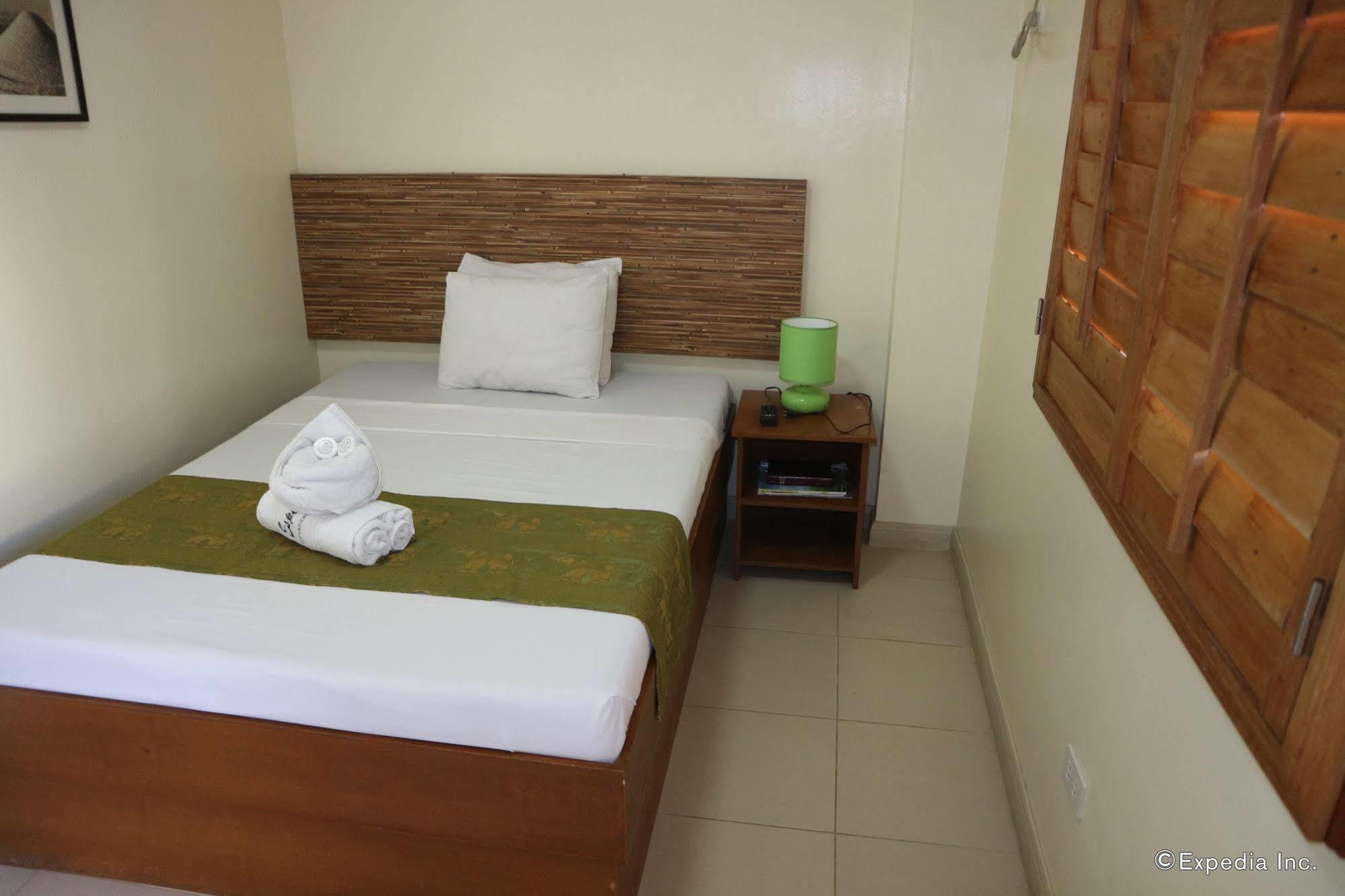 La Esperanza Hotel Kalibo Bagian luar foto