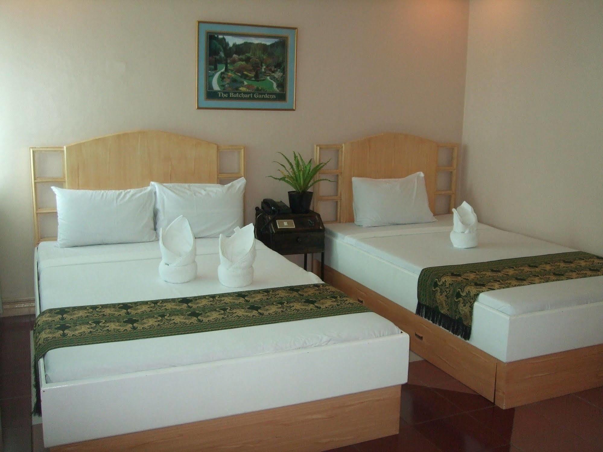La Esperanza Hotel Kalibo Bagian luar foto