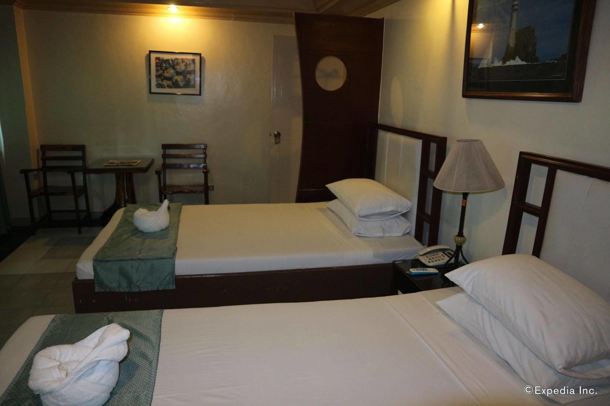 La Esperanza Hotel Kalibo Bagian luar foto
